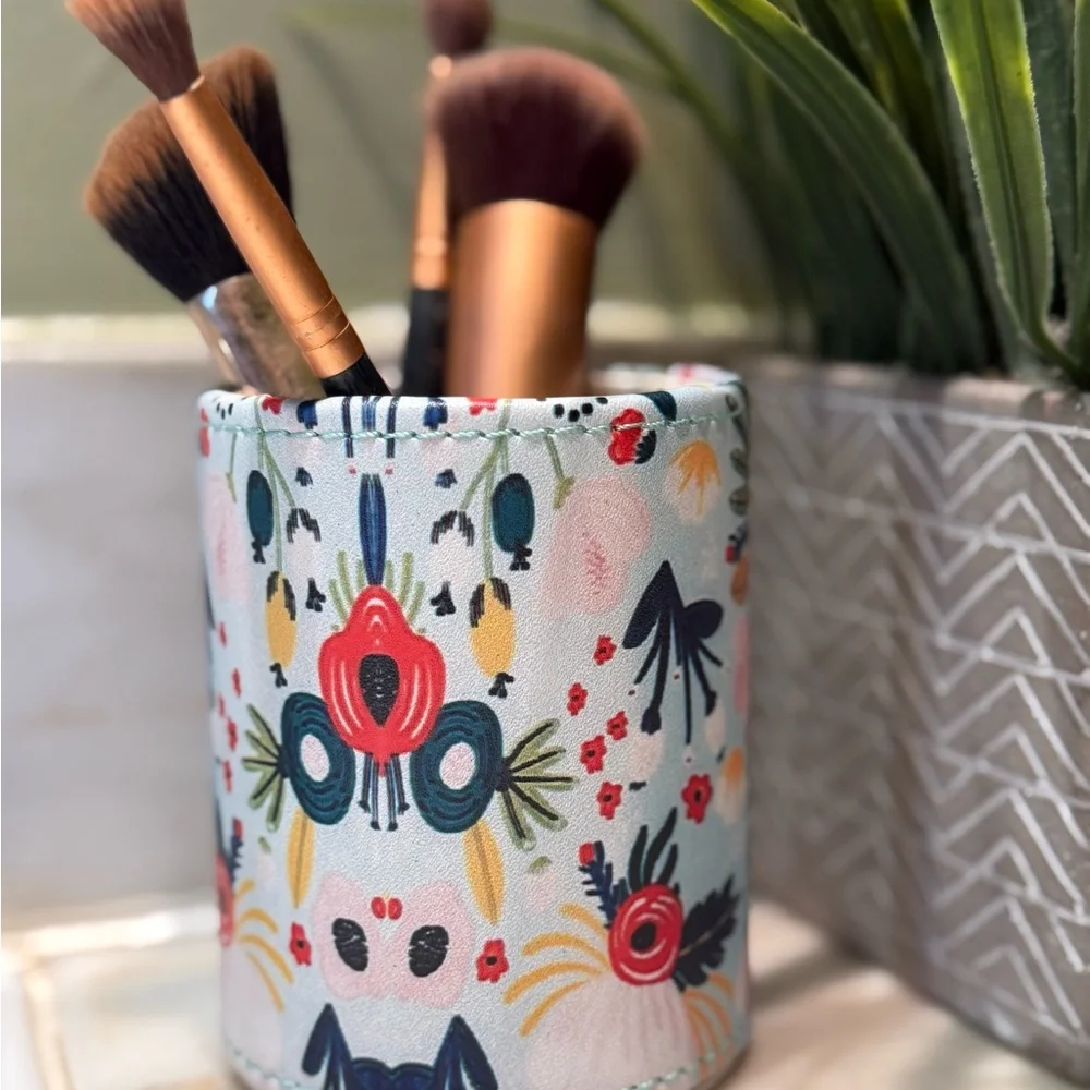 Bibelun Pen/Make-up Brush Holder - PU Leather